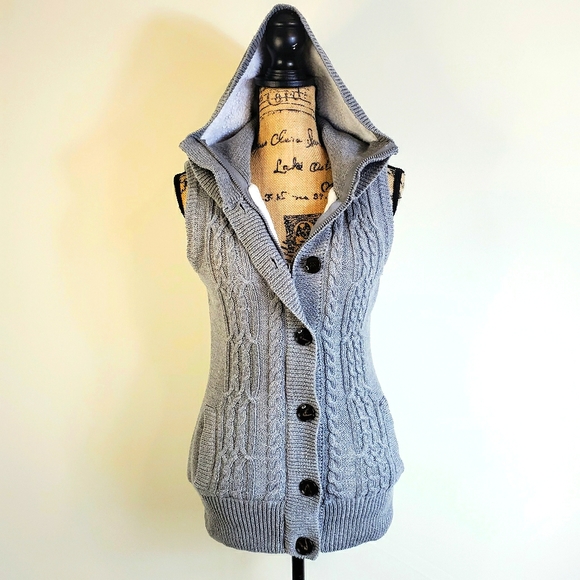 Single Jersey Jackets & Blazers - SINGLE JERSEY Sherpa Hooded Sweater Vest Gray S